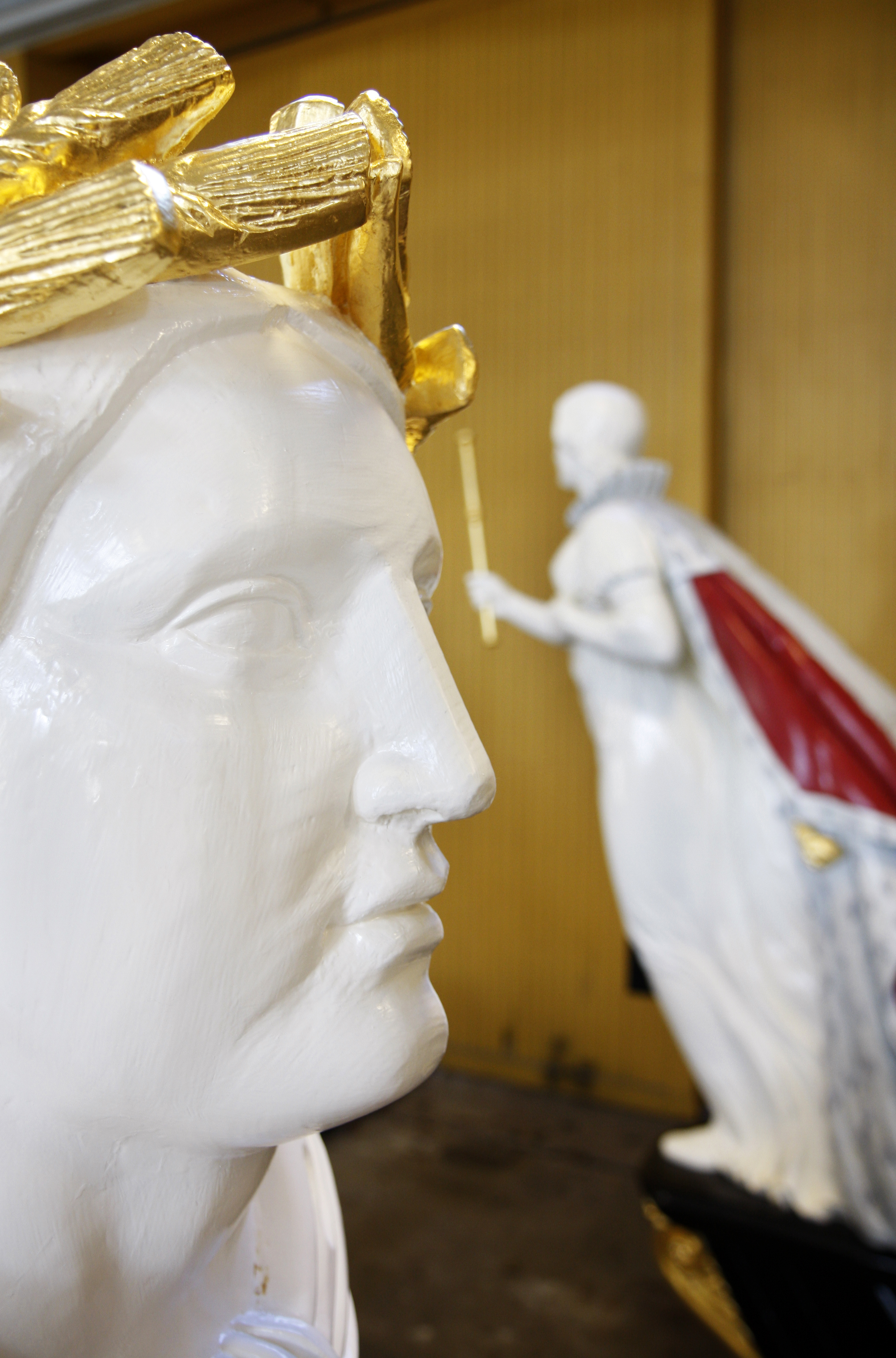 Uppfräschade frontfigurer åter till Danmark